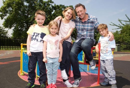 Lee Mack age, height, weight, wife, dating, net worth, career, family, bio