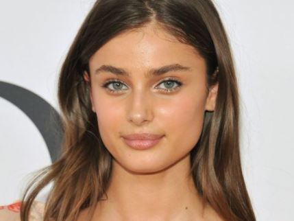 Taylor Hill age, biography, net worth