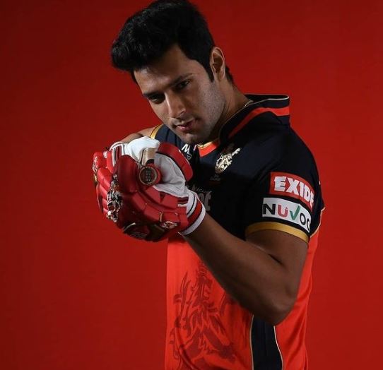 Shivam Dube Celebrity Age Weight Height Net Worth Dating Facts