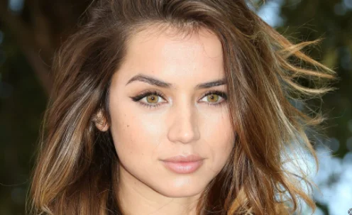 Ana de Armas Age, Height, Weight, Spouse, Net worth, Bio & Facts.