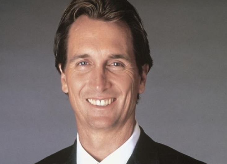 Cris Collinsworth Age, Height, Weight, Net worth, Career, Wife, Bio & Facts.